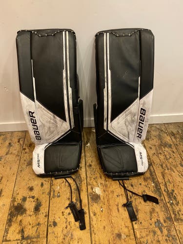 31" Bauer  Supreme M5 Pro Goalie Leg Pads
