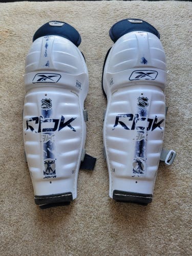 Used Reebok 3K Shin Pads
