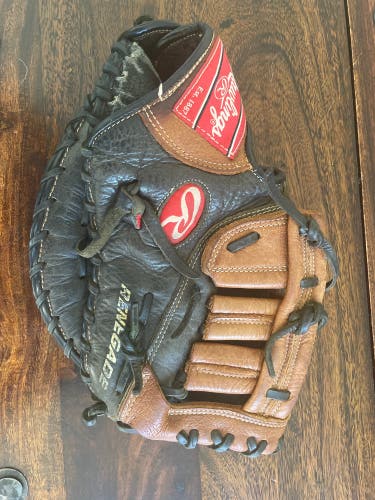 Used First Base 11.5" Renegade Baseball Glove - RHT