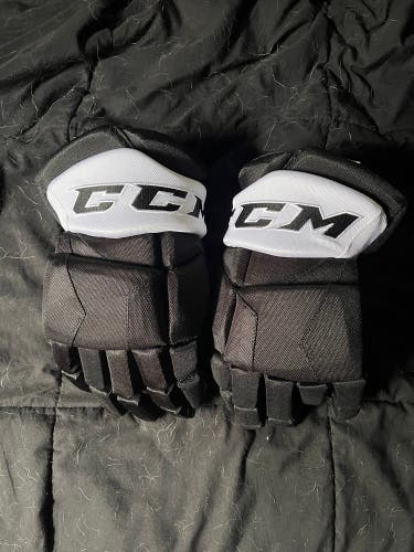 New CCM HGJSCHLPP (FT4 Pro) 15” Pro Stock Gloves