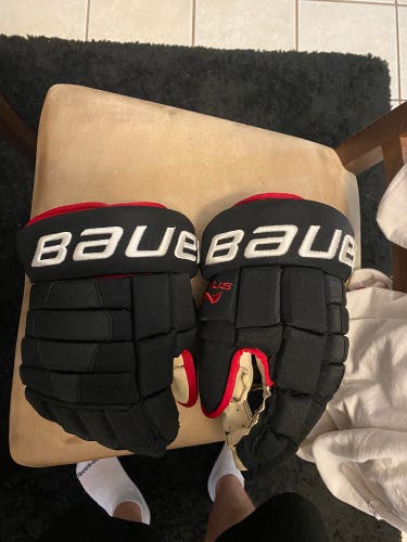 Chicago BlackHawks Kane Specs Bauer Nexus 2N Gloves 14" Pro Stock