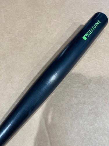 Used Louisville Slugger Genuine Series Y125 Maple Bat 31"