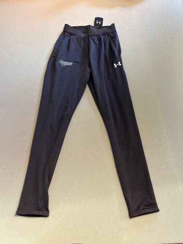 Mercyhurst under Armour pants size medium