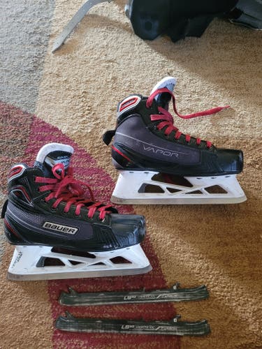 Bauer  3.5 Vapor X700 Hockey Goalie Skates
