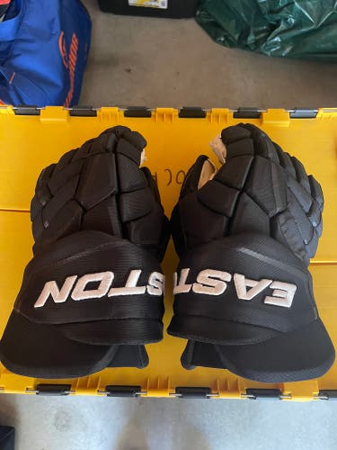 Easton 14" Pro Stock GX Gloves