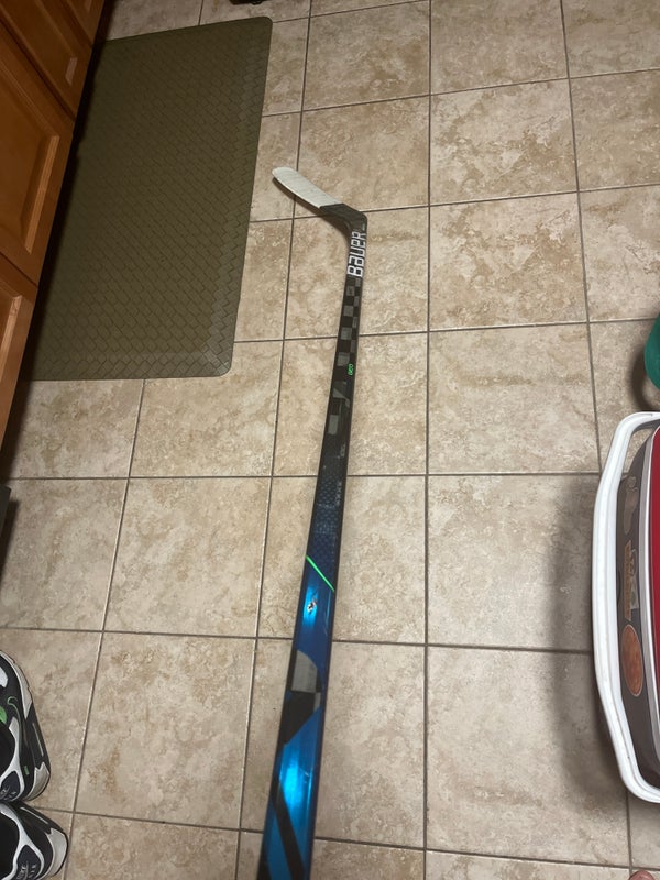 Easton Z Bubble Junior Hockey Shaft Stick JR for Sale in Tarpon Springs, FL  - OfferUp