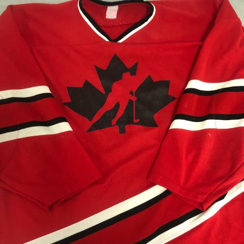 Team Canada mens large jersey
