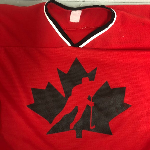 Team Canada mens large jersey