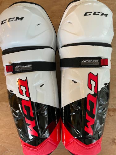 CCM Jetspeed FT4 Pro 14” Shin