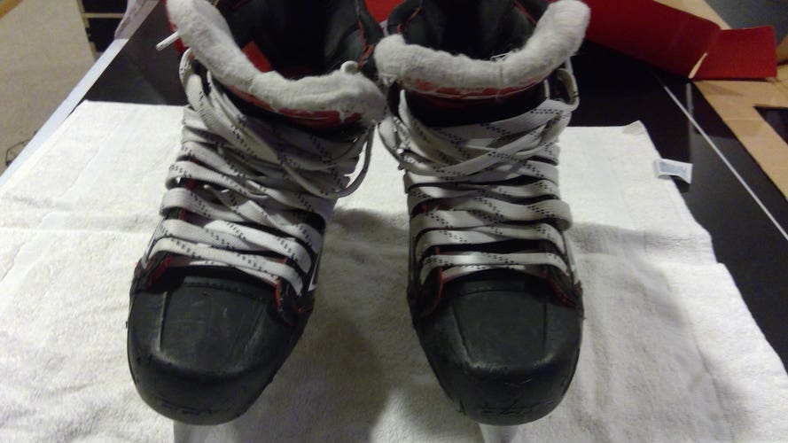 Used CCM JetSpeed FT2 Hockey Skates Extra Wide Width Size 7.5
