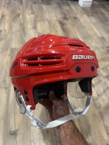 Like New Large Bauer Re-Akt 100 Hockey Helmet