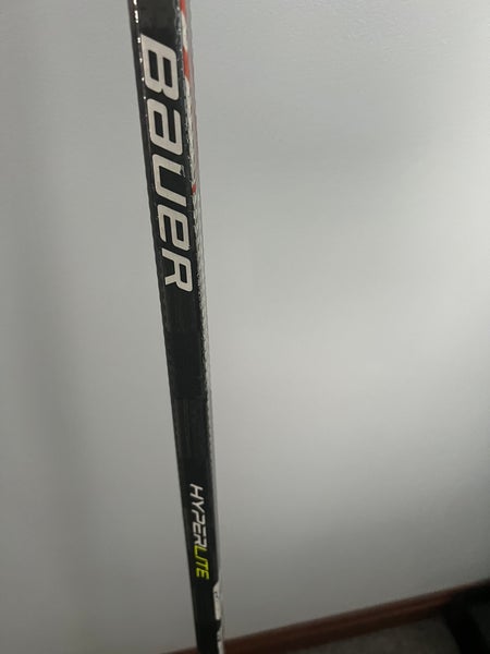 Used Right Handed P92 Vapor Hyperlite Hockey Stick