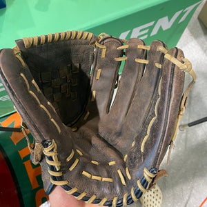 Used Mizuno MZ 500 Right Hand Throw Softball Glove 13"