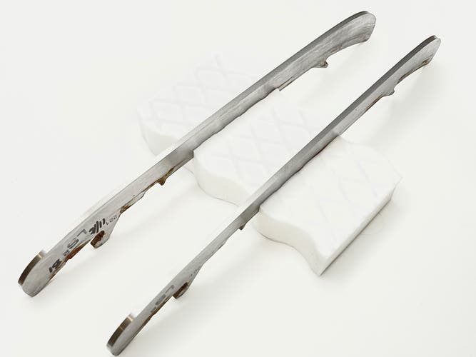 Used Bauer LS2 221 mm Hockey Skate Blade (11/16)