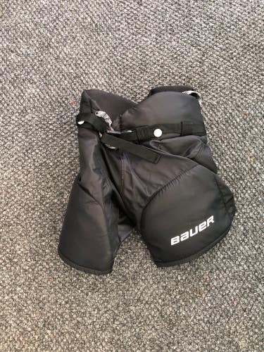 Used Youth Bauer Nexus 400 Hockey Pants (Size: Small)