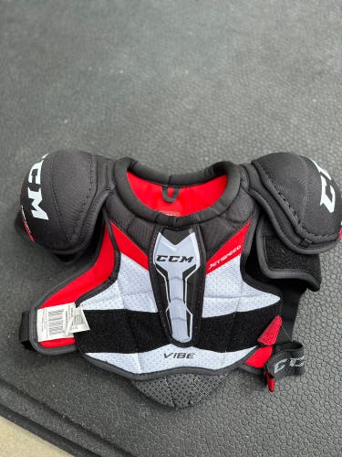 New Small CCM JetSpeed FT350 Shoulder Pads