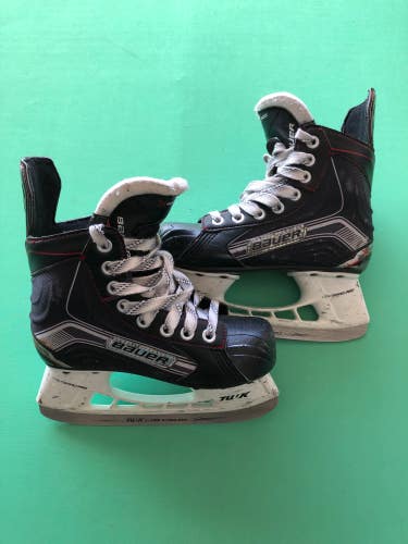 Used Junior Bauer Vapor X400 Hockey Skates (Regular) - Size: 1.0