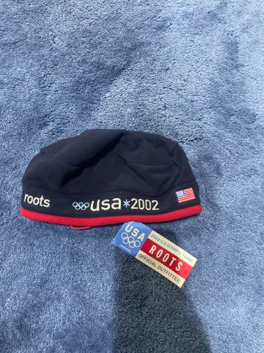 2 blue roots 02 Olympic ceremonies hats