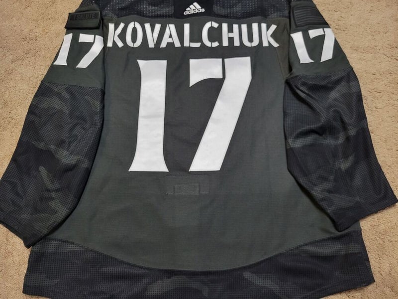 La kings best sale military jersey