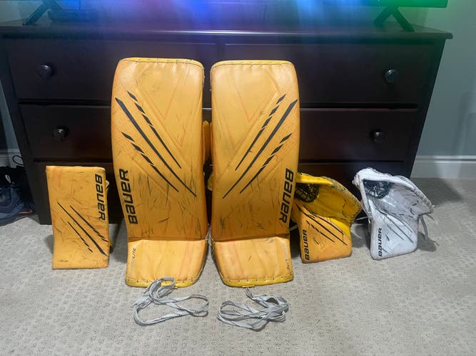 33" Small Bauer Hyperlite Custom Full Set + Extra Glove