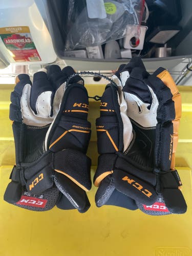 CCM 13"  Tacks 9060 Gloves