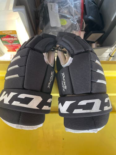 CCM 14"  Tacks 4R2 Gloves