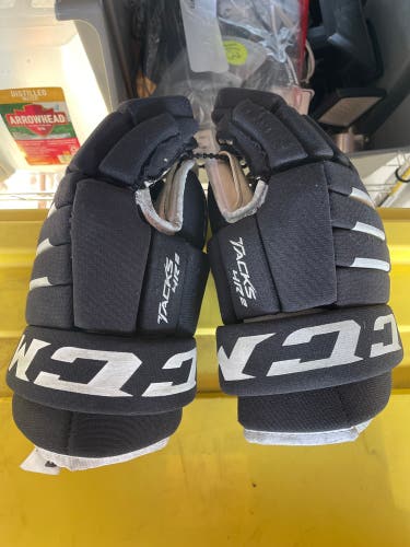 CCM 14"  Tacks 4R2 Gloves