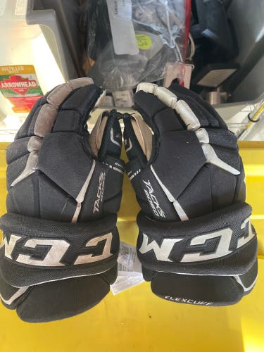 CCM 13"  Tacks 9060 Gloves