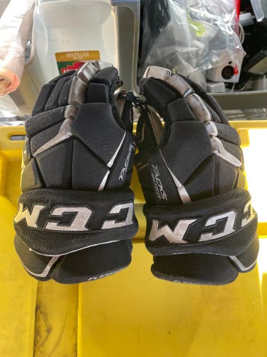 CCM 13"  Tacks 9060 Gloves