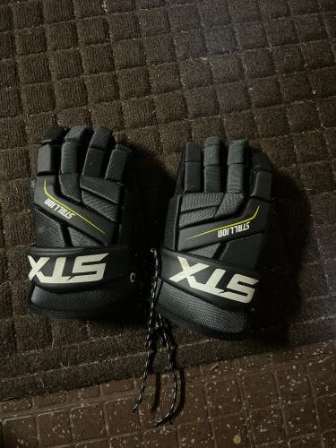 Used Player's STX Small Stallion 200 Lacrosse Gloves