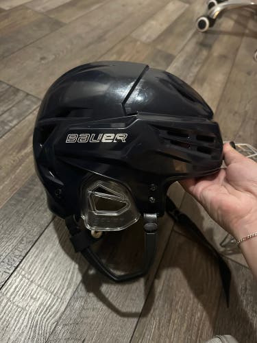 Used Small Bauer Re-Akt 95 Helmet