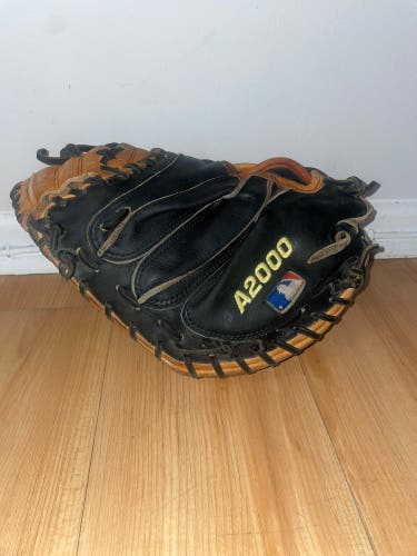 Wilson a2000 32.5 inch pudge catchers mitt