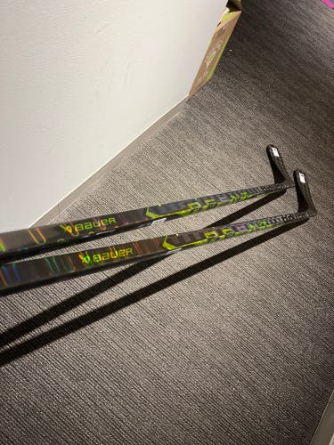 2 Senior Left Hand P92  Ag5nt Hockey Sticks