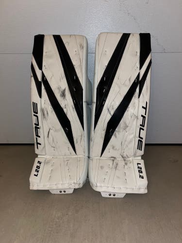 33" True Pro Stock L20.2 Goalie Leg Pads