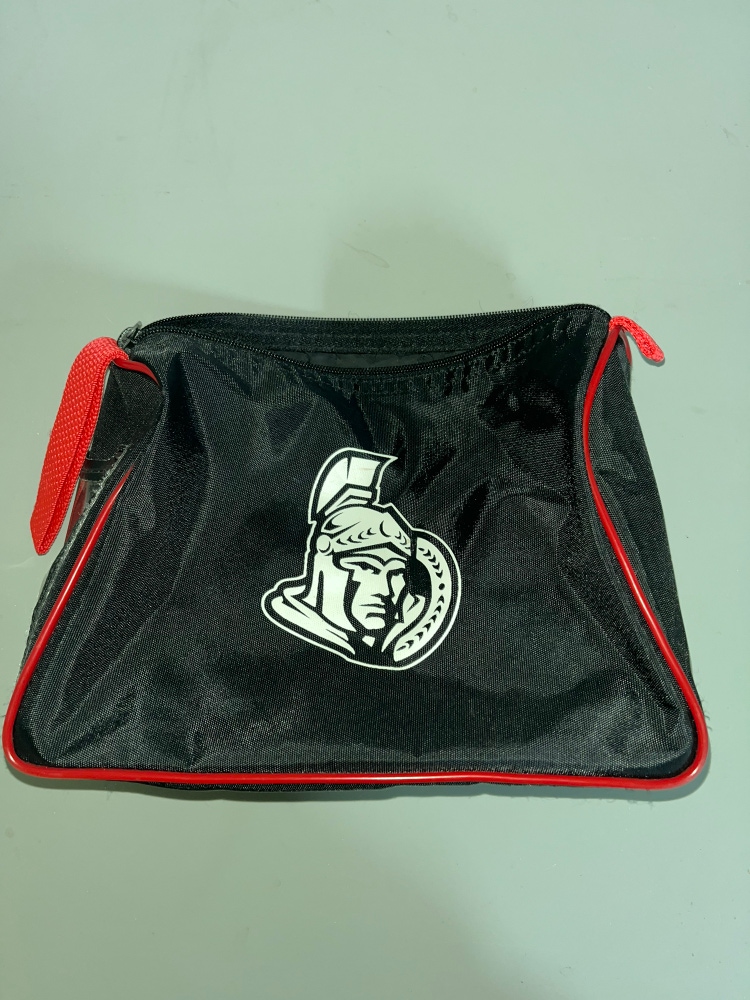 Used Ottawa Senators Team Issued Eagle Bag