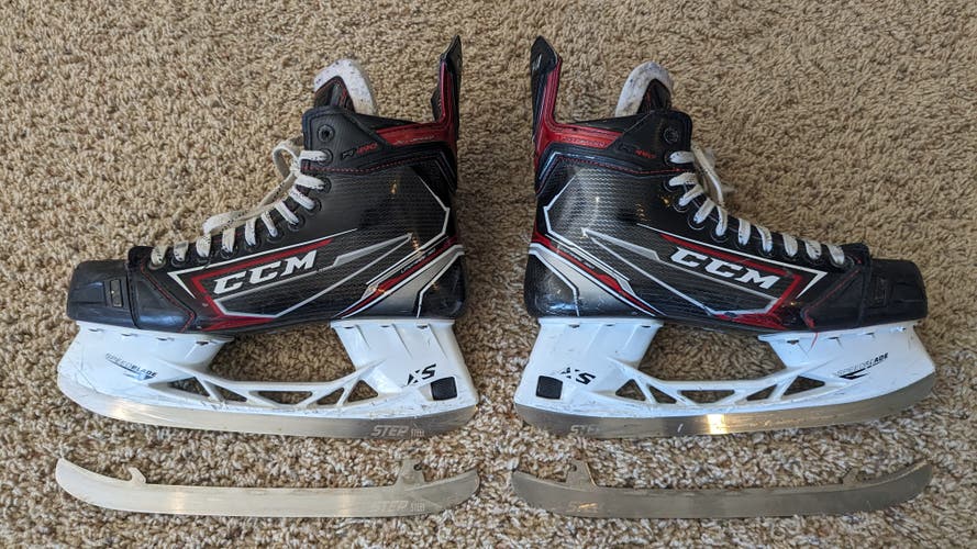 Senior Used CCM JetSpeed FT490 Hockey Skates Regular Width Size 9