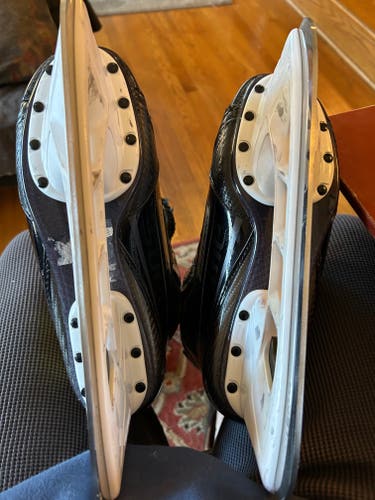 Senior Bauer Supreme Hockey Skates Extra Wide Width Size 7.5