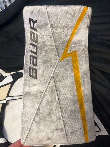 Used Intermediate Bauer Supreme 3s Blocker