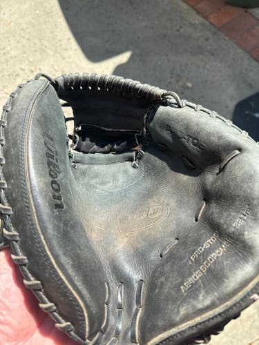 Catcher's 32.5" A2000 Baseball Glove