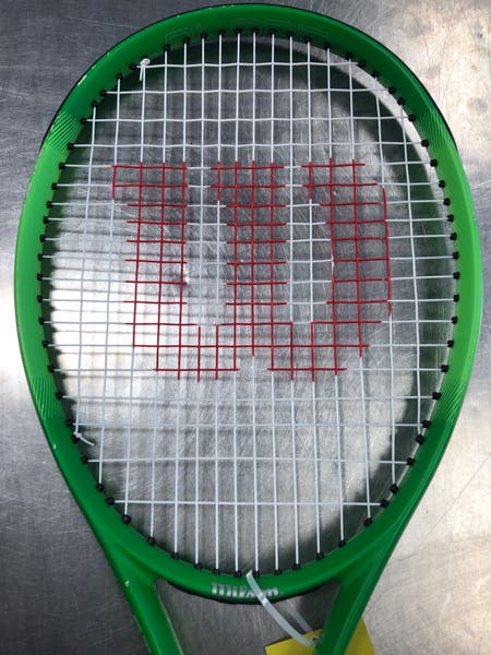 Raquette Wilson Blade Feel RXT 105 – Graphite, Légère 290g, Technologie Double Hole, Pour Adulte