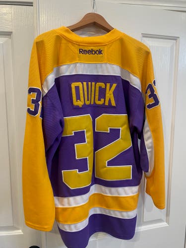 Jonathan Quick LA Kings Throwback jersey size 48