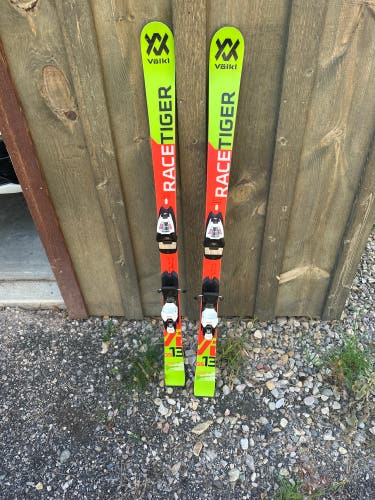 New 132 cm Racetiger GS Skis