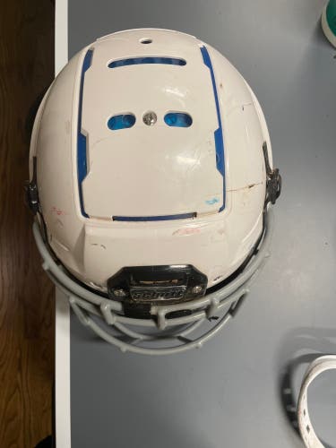 Adult Extra Large Schutt F7 Helmet