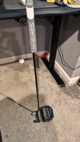 Used One Round Right Handed 34 Huntington Beach Soft Premier #11