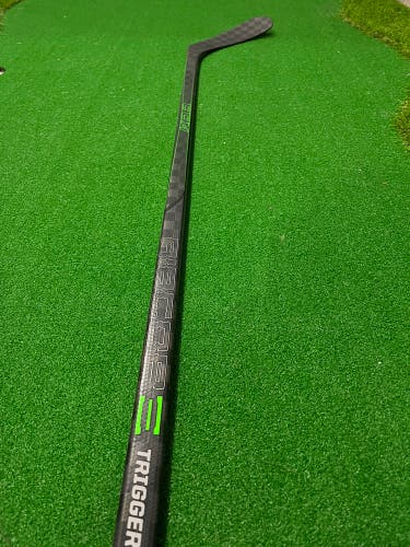 CCM Jetspeed FT3 Pro (Dressed Trigger 5 Pro) RH 90 Flex P90