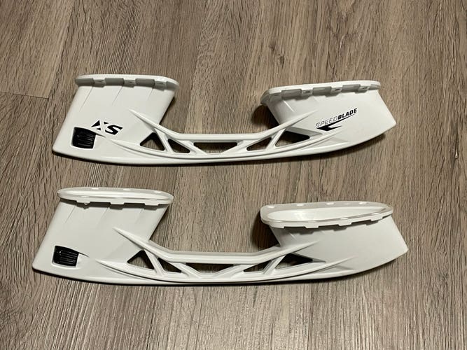 New CCM SpeedBlade XS Replacement Skate Holders Pair Set Size 271