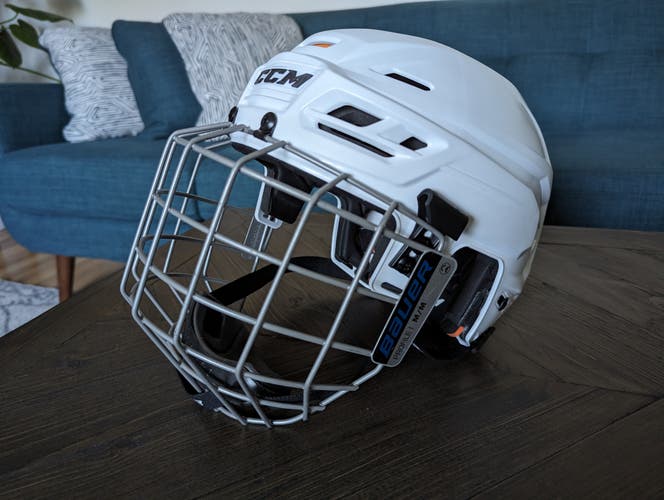 Medium CCM Tacks 710 Helmet - White - Used