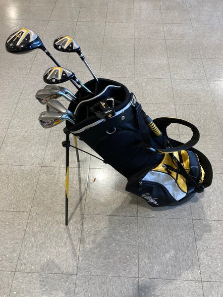 Used Junior Walter Hagen Varsity Right Handed Complete Golf Set