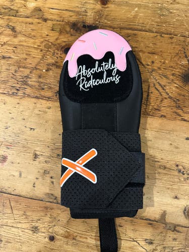 Absolutely Ridiculous Sliding Mitt