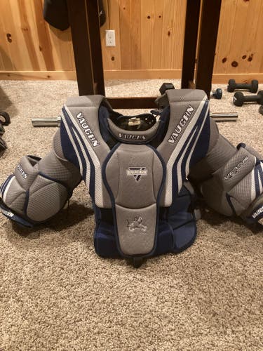 Used Junior Large Vaughn Ventus SLR Goalie Chest Protector